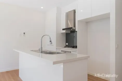 Property photo of 2/142 Blackshaws Road South Kingsville VIC 3015