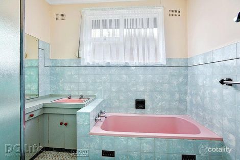 Property photo of 38 Barnstaple Road Rodd Point NSW 2046