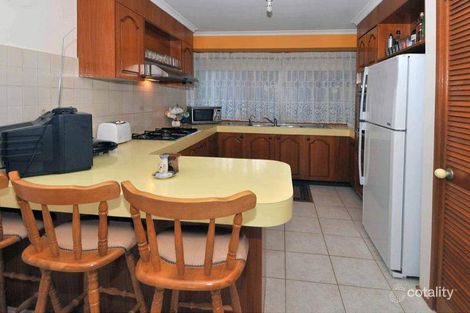 Property photo of 2 Knights Way Kings Park VIC 3021