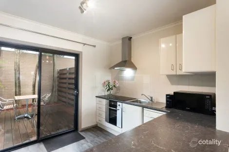 2/17 Brown St, Trafalgar, VIC 3824