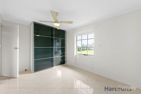 Property photo of 33 Manunda Way Hallett Cove SA 5158
