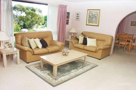 Property photo of 1 Mooyi Place Giralang ACT 2617