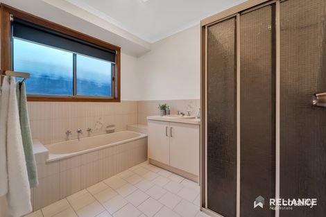 Property photo of 77 Hogans Road Hoppers Crossing VIC 3029