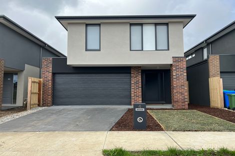 Property photo of 4 Maserati Way Cranbourne East VIC 3977