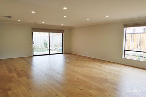 Property photo of 38 Toyon Road Kalkallo VIC 3064