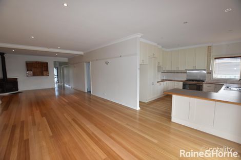 Property photo of 18 Thomas Street Orange NSW 2800