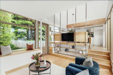 Property photo of 6 East Court Camberwell VIC 3124