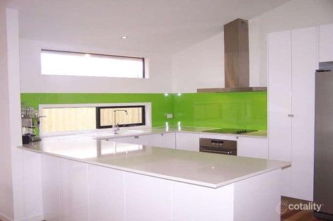 Property photo of 8 Foam Street Sunderland Bay VIC 3922