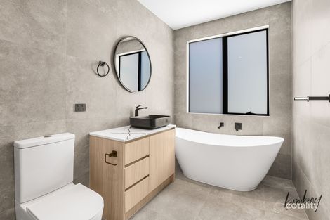 12 Bisham St, Mickleham, VIC 3064