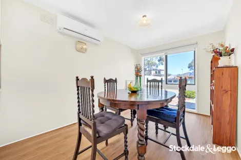 Property photo of 14 Hooker Road Werribee VIC 3030
