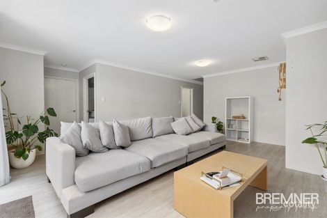 Property photo of 9 Bynder Lane Medina WA 6167