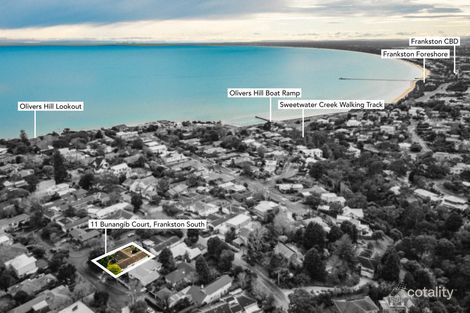 Property photo of 11 Bunangib Court Frankston South VIC 3199