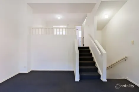 Property photo of 55/100 Racecourse Drive Bundall QLD 4217