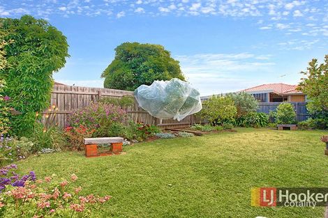 Property photo of 1 Taree Court Hoppers Crossing VIC 3029