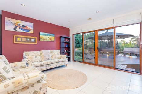 Property photo of 4 Gadali Crescent Ngunnawal ACT 2913