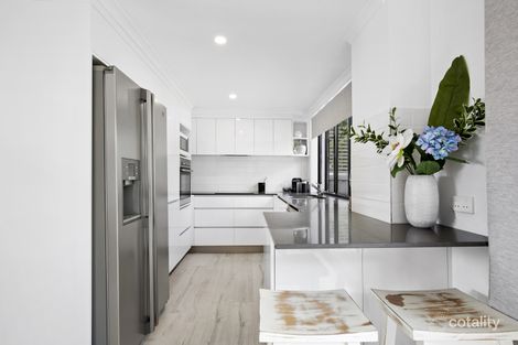 Property photo of 2/2-34 Karbunya Street Mermaid Waters QLD 4218