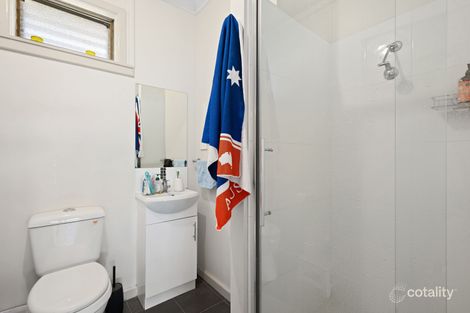 Property photo of 2 Louis Street Long Gully VIC 3550