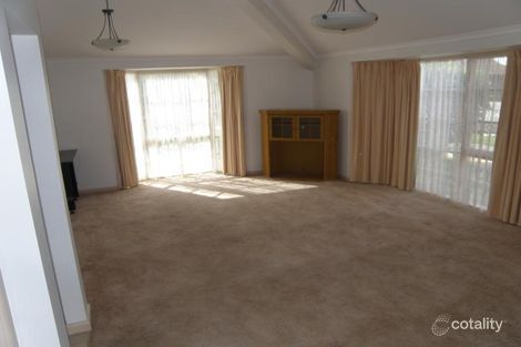 Property photo of 2 Budgeree Place Hoppers Crossing VIC 3029