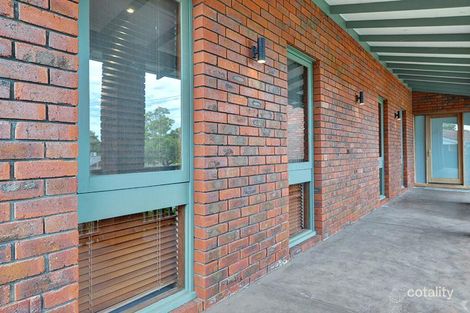 Property photo of 8 Ludgate Way Gwelup WA 6018