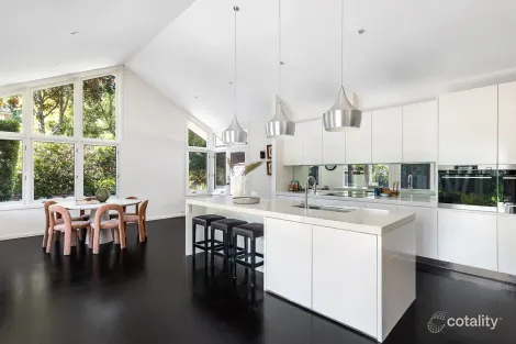 30 Mudies Rd, St Ives, NSW 2075