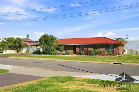 11 Olive St, Tarcoola Beach, WA 6530