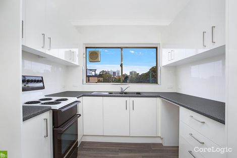 Property photo of 12/30-32 Pleasant Avenue North Wollongong NSW 2500