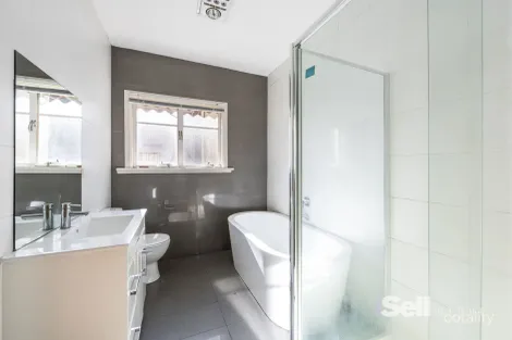 Property photo of 67 Kemp Street Springvale VIC 3171