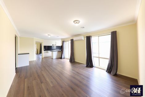 Property photo of 2 Toulouse Crescent Hoppers Crossing VIC 3029