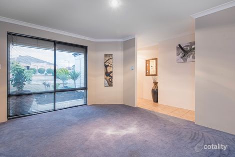 Property photo of 20 Sandleford Way Hammond Park WA 6164