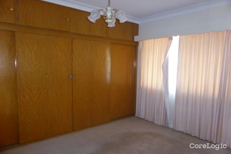 Property photo of 10 Moon Crescent Parkes NSW 2870