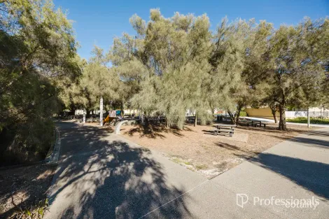 12 Corymbia Way, Harrisdale, WA 6112