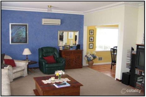 Property photo of 13 Upton Place Australind WA 6233