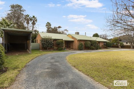 69 Victoria St, Howlong, NSW 2643