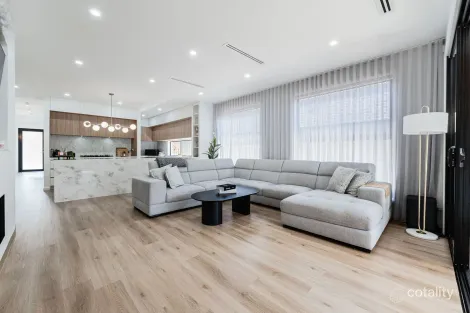 Property photo of 23 Darwinia Drive Mickleham VIC 3064