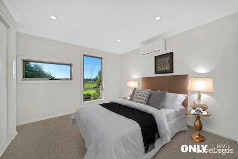 Property photo of 23 Zeta Crescent Point Cook VIC 3030