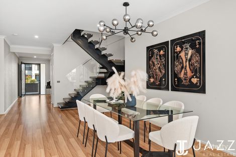 Property photo of 10 Winjeel Avenue Point Cook VIC 3030