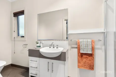 Property photo of 20 Francis Court Lara VIC 3212