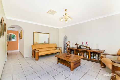 Property photo of 9 Gentian Avenue Macquarie Fields NSW 2564