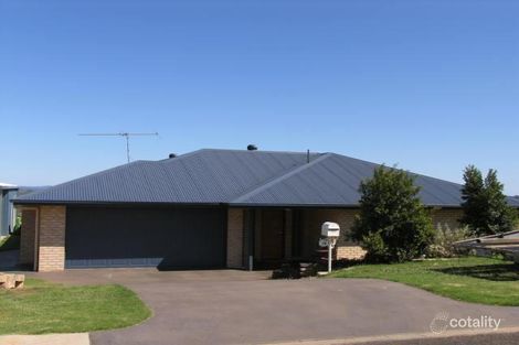 19 Hillview Pde, Kingaroy, QLD 4610