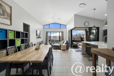 Property photo of 4 Stone Ridge Boulevard Narangba QLD 4504