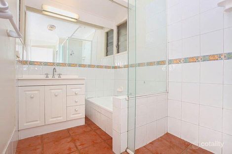 Property photo of 40 Dandenong Road Jamboree Heights QLD 4074