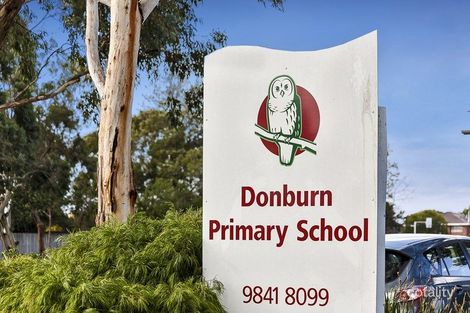 Property photo of 9/1 Banool Quadrant Doncaster East VIC 3109