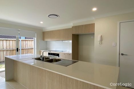 Property photo of 28 Arrowtail Street Chisholm NSW 2322