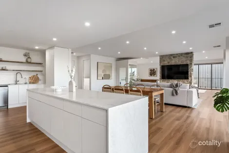 Property photo of 6 East Way Darlington SA 5047