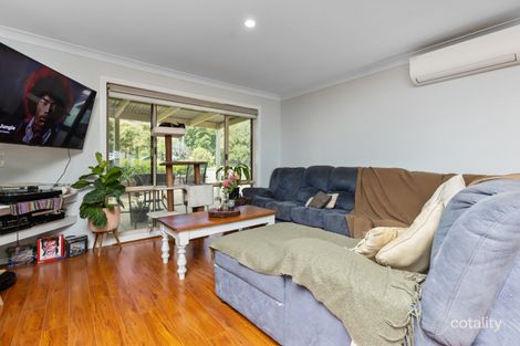 Property photo of 64 Balleroo Crescent Glenfield Park NSW 2650