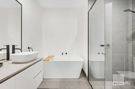 Property photo of 18 Black Street Westmeadows VIC 3049