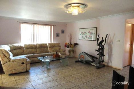 Property photo of 18 Gunning Close Prestons NSW 2170