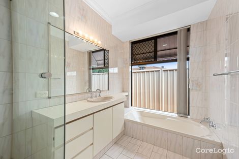 Property photo of 21 Chivalry Way Thornlie WA 6108