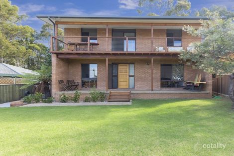 Property photo of 40 Calga Crescent Catalina NSW 2536