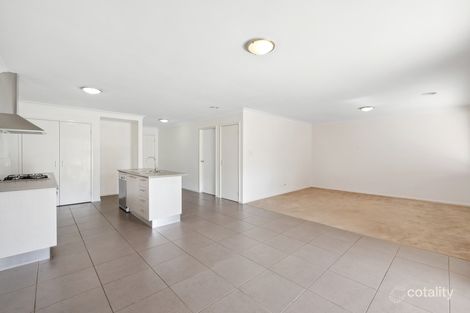 Property photo of 14 Sullivan Circuit Orange NSW 2800